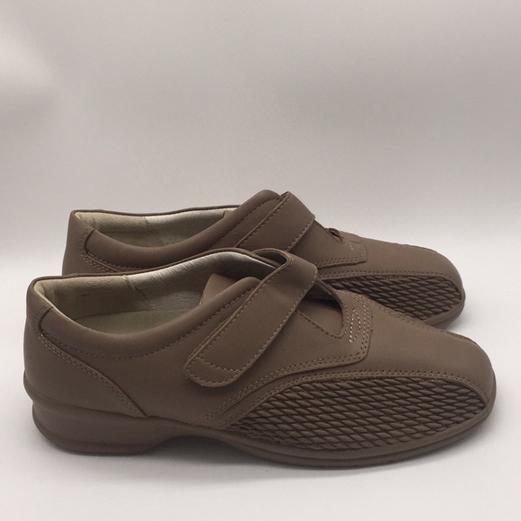 Propet Prudence Taupe W2065 Woman’s Walking Comfort Shoes Size 9.5 Wide Width - Picture 6 of 13